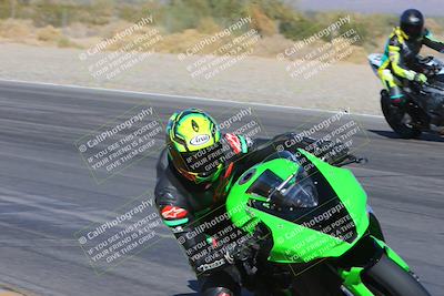 media/Dec-09-2023-SoCal Trackdays (Sat) [[76a8ac2686]]/Turn 3 Inside (1015am)/